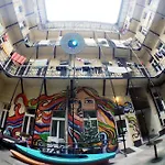Dbc Hostel