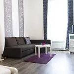 Bright 2Br&Ac Apt At Astoria