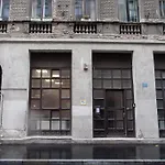 Mayflower Downtown Apartment