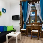 Good Vibes Apartments