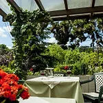 Beatrix Hotel