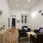 Spacious Evergreen Apartment In The Heart Of Budapest