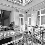 Luxury Studio By Hi5 - Budapest Broadway