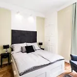 Ventura Ridge Apartment