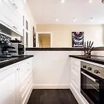 Ventura Ridge Apartment
