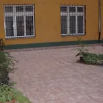 Ace Apartments & Hostel