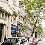 D.Five Parliament Residence