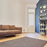 Onyx Apartment