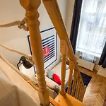 Jokai 3 Design Apartment