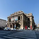 Opera Apartment Budapest
