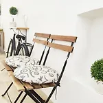 Shabby Chic Budapest | Apartment