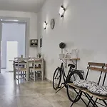 Shabby Chic Budapest | Apartment