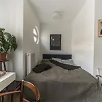 Cozy Little Apartment With Baby Crib