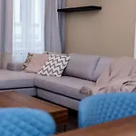 D.Five Gold Apartment