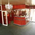 Hotel Seni Studium