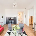 Modern Bauhaus