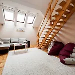 Unique Experience Apartment