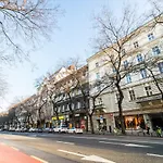Budapest Broadway Apartment