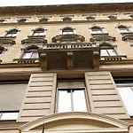 Jenny Luxury Two Bedrooms Apartment.