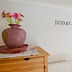 Capital Center Apartments Üllői