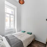 New Dob 53-4 Center Apartment
