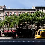 E-52 Apartment In Center