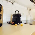 Hello Downtown Apartment - Broadway