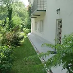 Délibáb Apartment
