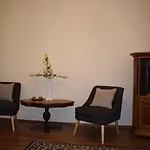 Orient Deluxe Apartments