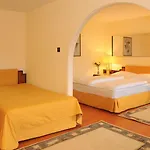 Hotel Panda