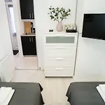 Very Central, New And Comfy Apartment With A/C