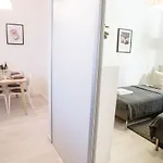 Very Central, New And Comfy Apartment With A/C