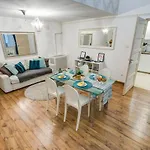 Beautiful Apartment At Basilica