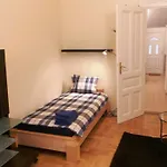 O Utca