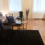 O Utca