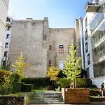 Sunny Side Apartment
