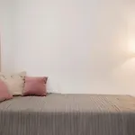 Christine-2 Bedrooms Apartment In The Downtown