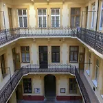 Champion Apartment