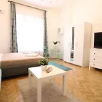 Real Apartments Wesselenyi III