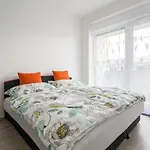 Bpr Chic White Home With Terrace & A/C & Garage