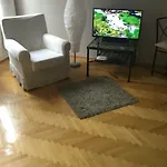 Broadway Gem Apartment