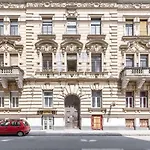 Izabella Home Budapest