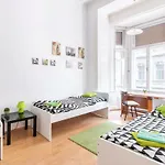 Izabella Home 2 Budapest