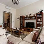 St. Stephen Boulevard Apartment