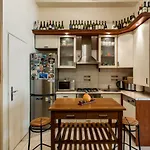 St. Stephen Boulevard Apartment