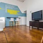 2B Hostel & Rooms