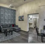 Opera Boutique Apartment