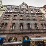 Fashion Street Apartments