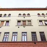 Queen Bed Central Budapest