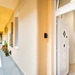 BpR Fleur Créme Apartment